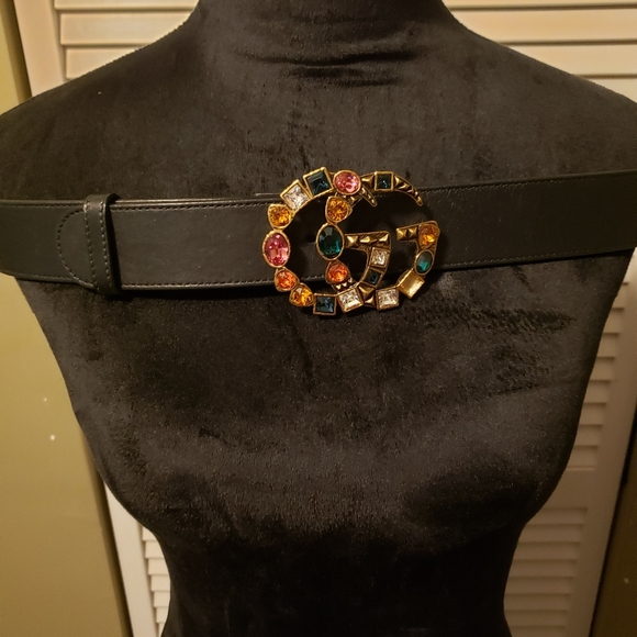 Authentic Gucci belt - Picture 1 of 4
